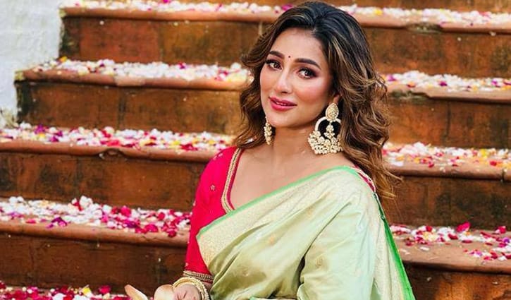 পরাজয় মানেই জীবন শেষ নয়।  সায়ন্তিকা